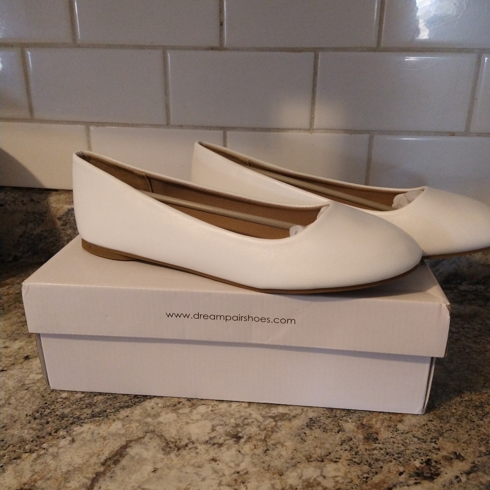 Dream pairs flats